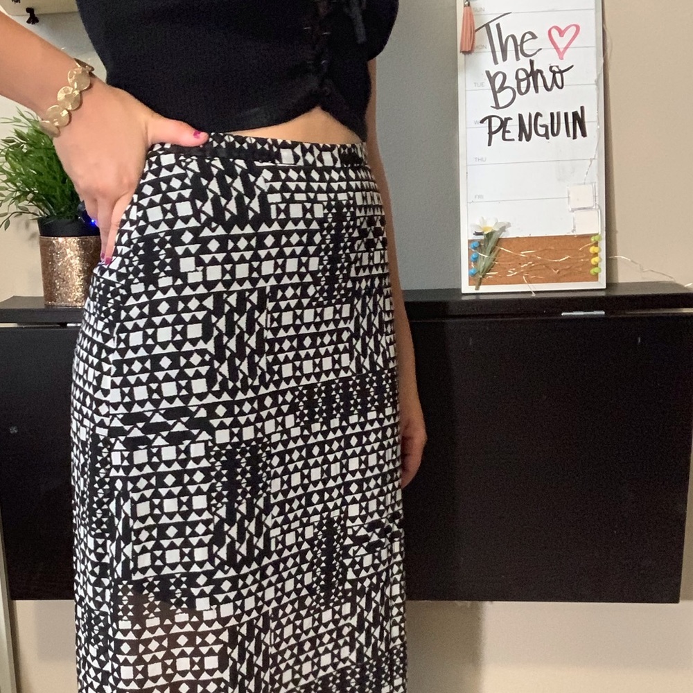 Black and white long skirt